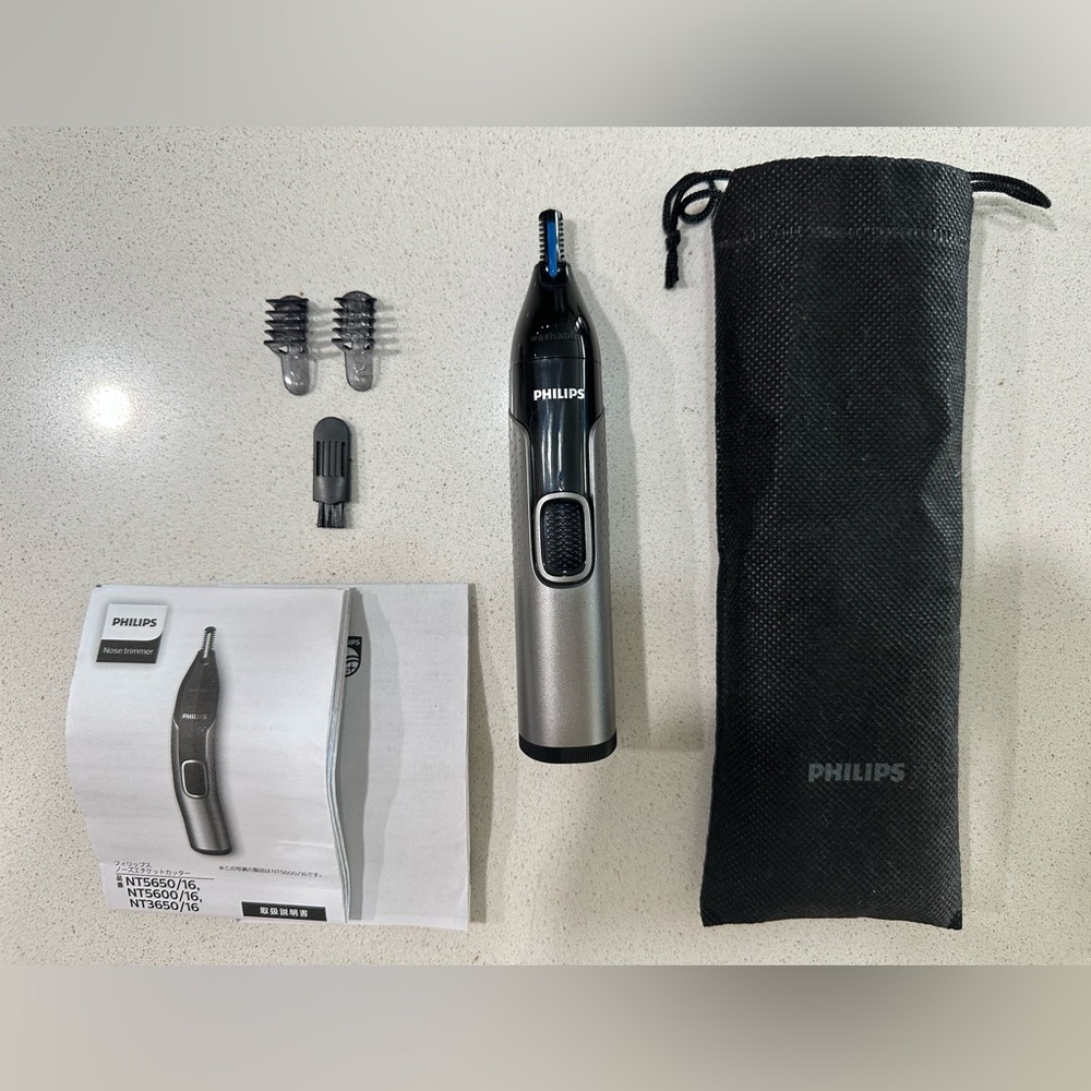 Philips Silver and Black Nose and Ear Trimmer.